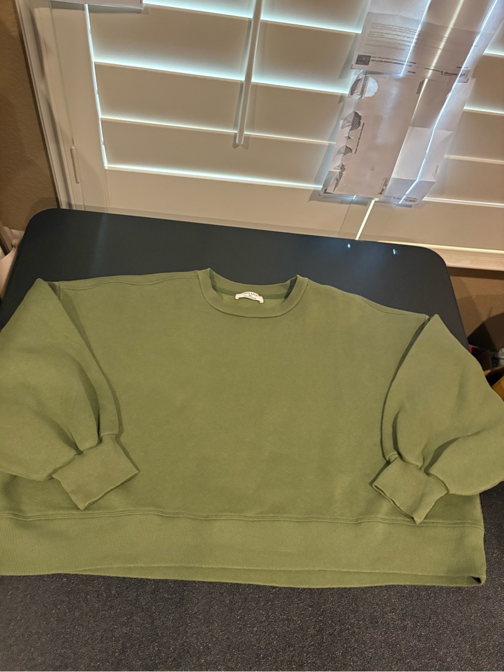 Zenana Olive cropped Crewneck womens Sweatshirt